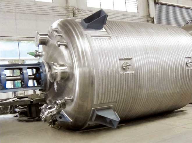 External half coll reactor